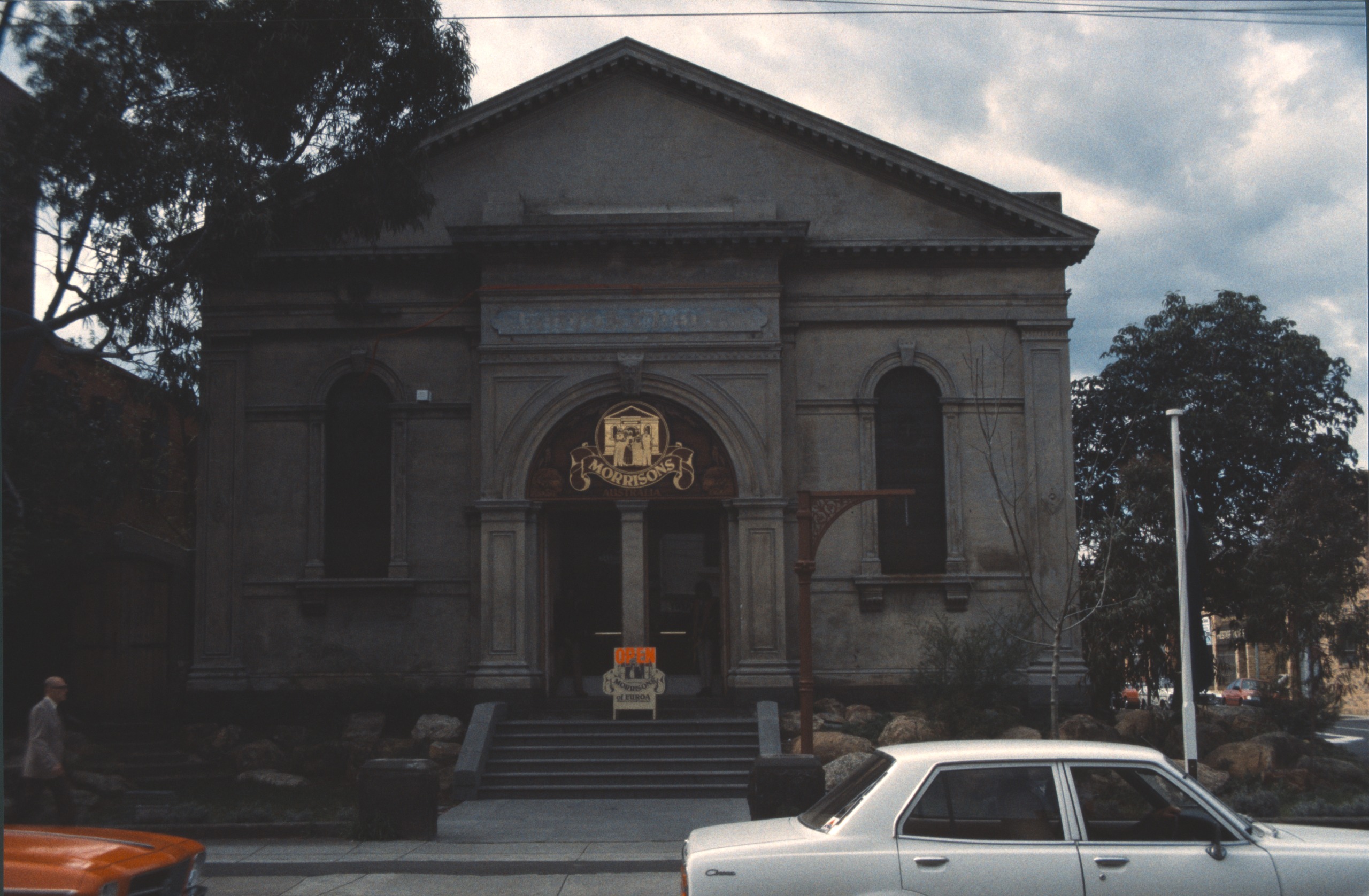 Exterior of the Former Baptist Church on High Street, now Bridie O'Reilly's, photographed in 1900.